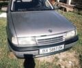 Опель Вектра 1990 в Изяслве на Automoto.ua Серый Опель Вектра, объемом двигателя 1.6 л и пробегом 300 тыс. км за 1650 $, фото 1 на Automoto.ua