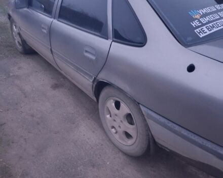 Сірий Опель Вектра, об'ємом двигуна 2 л та пробігом 330 тис. км за 1500 $, фото 4 на Automoto.ua