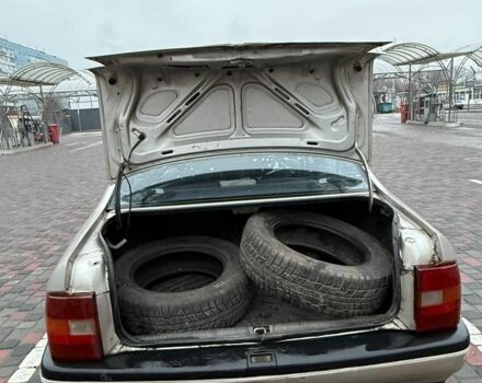 Серый Опель Вектра, объемом двигателя 2 л и пробегом 410 тыс. км за 1500 $, фото 3 на Automoto.ua