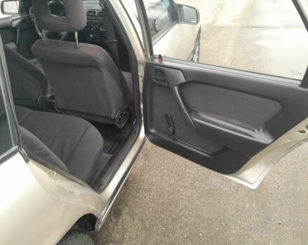 Серый Опель Вектра, объемом двигателя 1.6 л и пробегом 200 тыс. км за 750 $, фото 4 на Automoto.ua