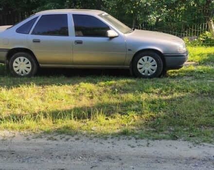 Серый Опель Вектра, объемом двигателя 1.6 л и пробегом 400 тыс. км за 1650 $, фото 2 на Automoto.ua