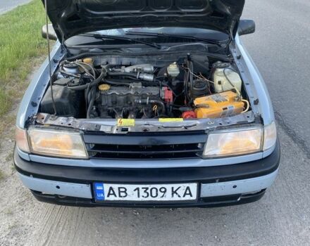 Сірий Опель Вектра, об'ємом двигуна 2 л та пробігом 300 тис. км за 1600 $, фото 1 на Automoto.ua