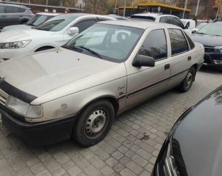 Серый Опель Вектра, объемом двигателя 2 л и пробегом 362 тыс. км за 1500 $, фото 4 на Automoto.ua