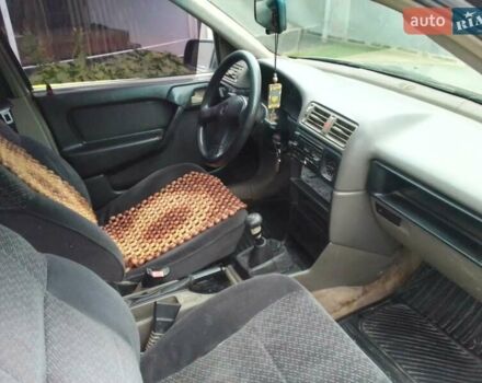 Сірий Опель Вектра, об'ємом двигуна 1.79 л та пробігом 420 тис. км за 1150 $, фото 10 на Automoto.ua
