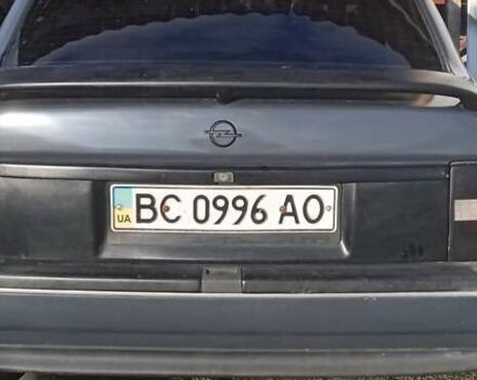 Серый Опель Вектра, объемом двигателя 0 л и пробегом 350 тыс. км за 1000 $, фото 2 на Automoto.ua