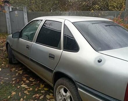 Серый Опель Вектра, объемом двигателя 1.8 л и пробегом 350 тыс. км за 1500 $, фото 2 на Automoto.ua