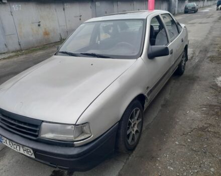 Серый Опель Вектра, объемом двигателя 1.6 л и пробегом 200 тыс. км за 750 $, фото 3 на Automoto.ua