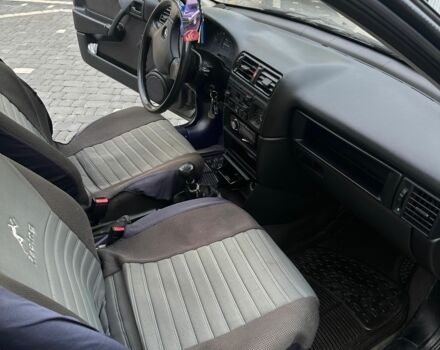 Серый Опель Вектра, объемом двигателя 1.6 л и пробегом 230 тыс. км за 1900 $, фото 7 на Automoto.ua