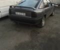 Сірий Опель Вектра, об'ємом двигуна 1.6 л та пробігом 380 тис. км за 1100 $, фото 4 на Automoto.ua