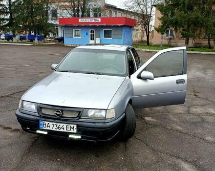 Серый Опель Вектра, объемом двигателя 2 л и пробегом 200 тыс. км за 1400 $, фото 7 на Automoto.ua