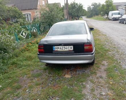 Серый Опель Вектра, объемом двигателя 1.6 л и пробегом 1 тыс. км за 1100 $, фото 1 на Automoto.ua