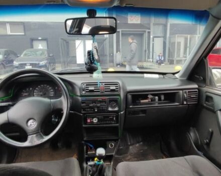 Серый Опель Вектра, объемом двигателя 2 л и пробегом 362 тыс. км за 1500 $, фото 7 на Automoto.ua