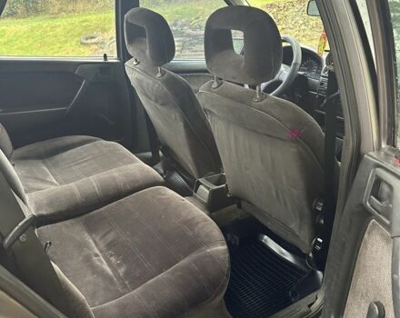 Сірий Опель Вектра, об'ємом двигуна 1.8 л та пробігом 450 тис. км за 1650 $, фото 4 на Automoto.ua