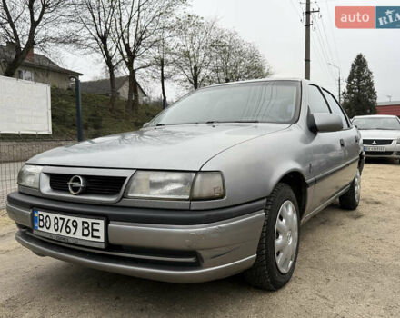 Серый Опель Вектра, объемом двигателя 1.8 л и пробегом 200 тыс. км за 1500 $, фото 4 на Automoto.ua