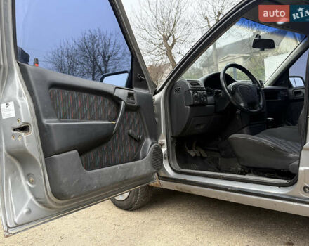 Серый Опель Вектра, объемом двигателя 1.8 л и пробегом 200 тыс. км за 1500 $, фото 36 на Automoto.ua