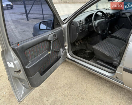 Серый Опель Вектра, объемом двигателя 1.8 л и пробегом 200 тыс. км за 1500 $, фото 15 на Automoto.ua