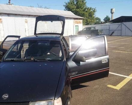 Серый Опель Вектра, объемом двигателя 2 л и пробегом 434 тыс. км за 1400 $, фото 7 на Automoto.ua