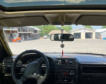 Серый Опель Вектра, объемом двигателя 1.6 л и пробегом 360 тыс. км за 999 $, фото 10 на Automoto.ua