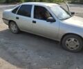 Сірий Опель Вектра, об'ємом двигуна 1.8 л та пробігом 350 тис. км за 1050 $, фото 3 на Automoto.ua