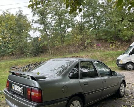 Сірий Опель Вектра, об'ємом двигуна 1.8 л та пробігом 450 тис. км за 1650 $, фото 3 на Automoto.ua