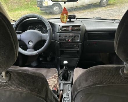 Сірий Опель Вектра, об'ємом двигуна 1.8 л та пробігом 450 тис. км за 1650 $, фото 6 на Automoto.ua