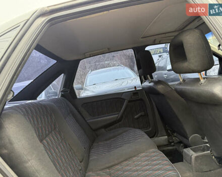 Серый Опель Вектра, объемом двигателя 1.8 л и пробегом 200 тыс. км за 1500 $, фото 27 на Automoto.ua