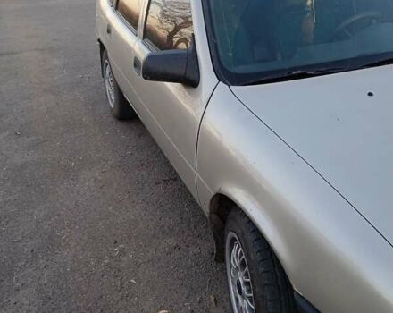 Серый Опель Вектра, объемом двигателя 1.6 л и пробегом 250 тыс. км за 2200 $, фото 1 на Automoto.ua