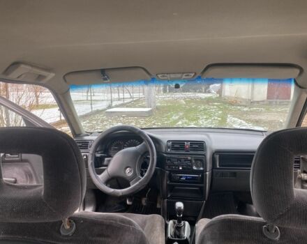 Серый Опель Вектра, объемом двигателя 2 л и пробегом 300 тыс. км за 950 $, фото 2 на Automoto.ua