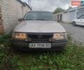Сірий Опель Вектра, об'ємом двигуна 1.6 л та пробігом 379 тис. км за 950 $, фото 1 на Automoto.ua