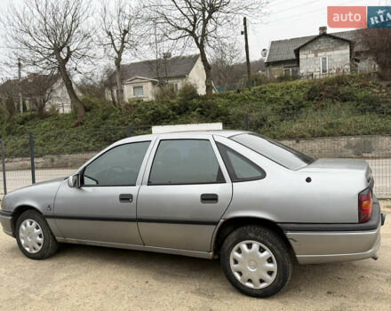 Серый Опель Вектра, объемом двигателя 1.8 л и пробегом 200 тыс. км за 1500 $, фото 13 на Automoto.ua