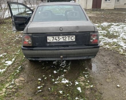 Серый Опель Вектра, объемом двигателя 2 л и пробегом 300 тыс. км за 950 $, фото 4 на Automoto.ua