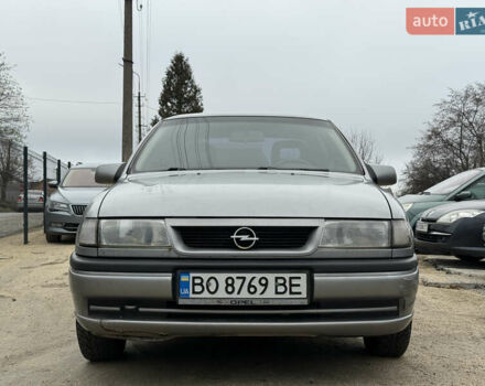 Серый Опель Вектра, объемом двигателя 1.8 л и пробегом 200 тыс. км за 1500 $, фото 2 на Automoto.ua