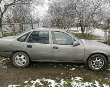 Серый Опель Вектра, объемом двигателя 2 л и пробегом 300 тыс. км за 950 $, фото 5 на Automoto.ua