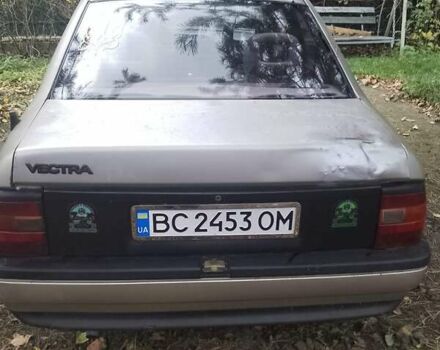 Серый Опель Вектра, объемом двигателя 1.8 л и пробегом 435 тыс. км за 650 $, фото 3 на Automoto.ua