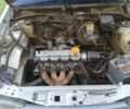Сірий Опель Вектра, об'ємом двигуна 1.6 л та пробігом 100 тис. км за 800 $, фото 2 на Automoto.ua