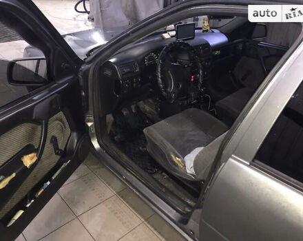 Серый Опель Вектра, объемом двигателя 1.7 л и пробегом 500 тыс. км за 1700 $, фото 6 на Automoto.ua