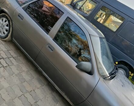 Опель Вектра 1991 у Чернівцях на Automoto.ua Сірий Опель Вектра, об'ємом двигуна 1.6 л та пробігом 330 тис. км за 775 $, фото 2 на Automoto.ua