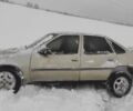 Сірий Опель Вектра, об'ємом двигуна 1.8 л та пробігом 330 тис. км за 1000 $, фото 1 на Automoto.ua