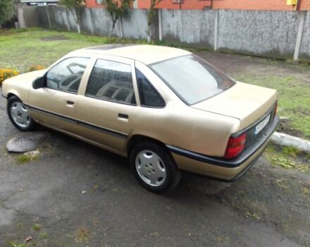 Серый Опель Вектра, объемом двигателя 2 л и пробегом 342 тыс. км за 1150 $, фото 3 на Automoto.ua