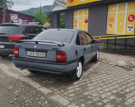 Серый Опель Вектра, объемом двигателя 2 л и пробегом 300 тыс. км за 1250 $, фото 2 на Automoto.ua