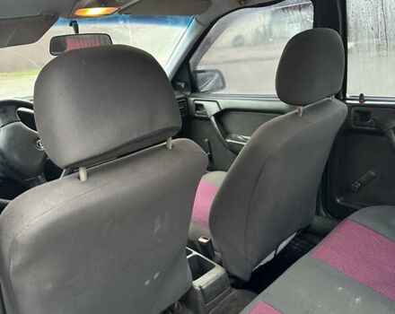 Сірий Опель Вектра, об'ємом двигуна 1.6 л та пробігом 270 тис. км за 1600 $, фото 8 на Automoto.ua