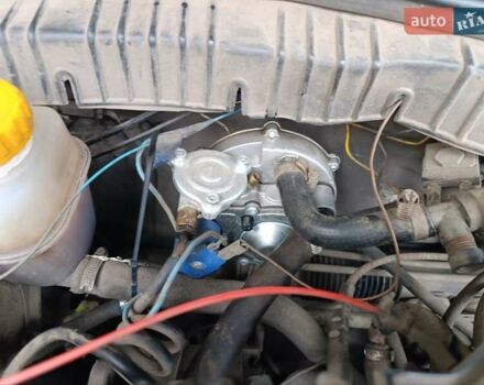 Сірий Опель Вектра, об'ємом двигуна 1.8 л та пробігом 380 тис. км за 1800 $, фото 18 на Automoto.ua