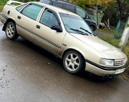 Сірий Опель Вектра, об'ємом двигуна 1.6 л та пробігом 123 тис. км за 950 $, фото 1 на Automoto.ua