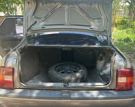 Серый Опель Вектра, объемом двигателя 2 л и пробегом 428 тыс. км за 1450 $, фото 5 на Automoto.ua