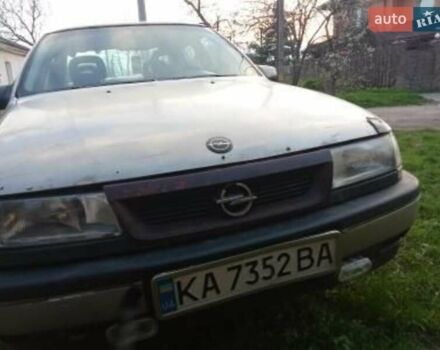 Серый Опель Вектра, объемом двигателя 1.6 л и пробегом 200 тыс. км за 485 $, фото 6 на Automoto.ua