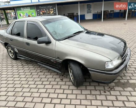 Сірий Опель Вектра, об'ємом двигуна 1.6 л та пробігом 270 тис. км за 1600 $, фото 5 на Automoto.ua