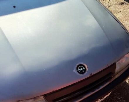 Сірий Опель Вектра, об'ємом двигуна 1.6 л та пробігом 216 тис. км за 1300 $, фото 8 на Automoto.ua