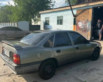Сірий Опель Вектра, об'ємом двигуна 1.8 л та пробігом 311 тис. км за 1800 $, фото 5 на Automoto.ua