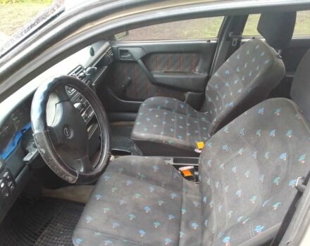 Серый Опель Вектра, объемом двигателя 2 л и пробегом 342 тыс. км за 1150 $, фото 6 на Automoto.ua