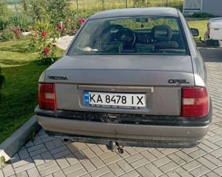 Сірий Опель Вектра, об'ємом двигуна 1.8 л та пробігом 300 тис. км за 1188 $, фото 5 на Automoto.ua